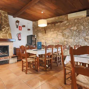 Tugasa Y La Hotel